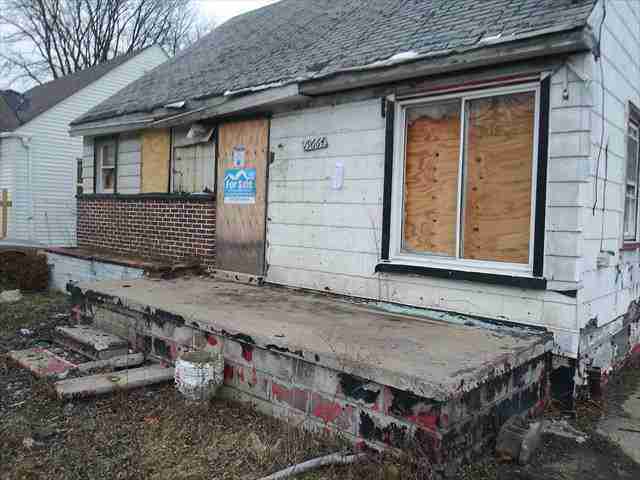 334899789 - Copy.jpg